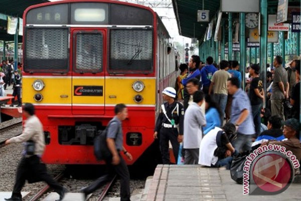 140 perjalanan KRL dibatalkan