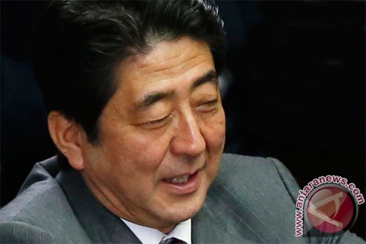 Japan`s abe eyes SE Asia, not US, for foreign trip