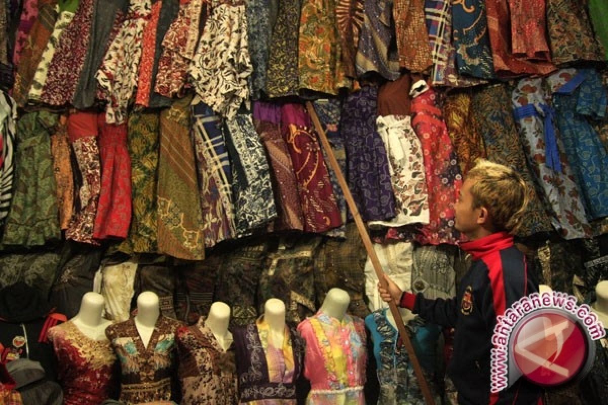 Koleksi Batik Bisa Jadi Alat Investasi