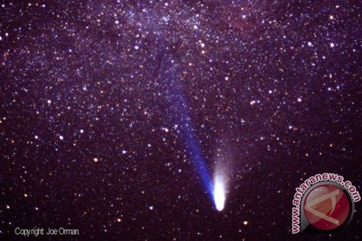 Dua komet akan melintasi Bumi tahun depan