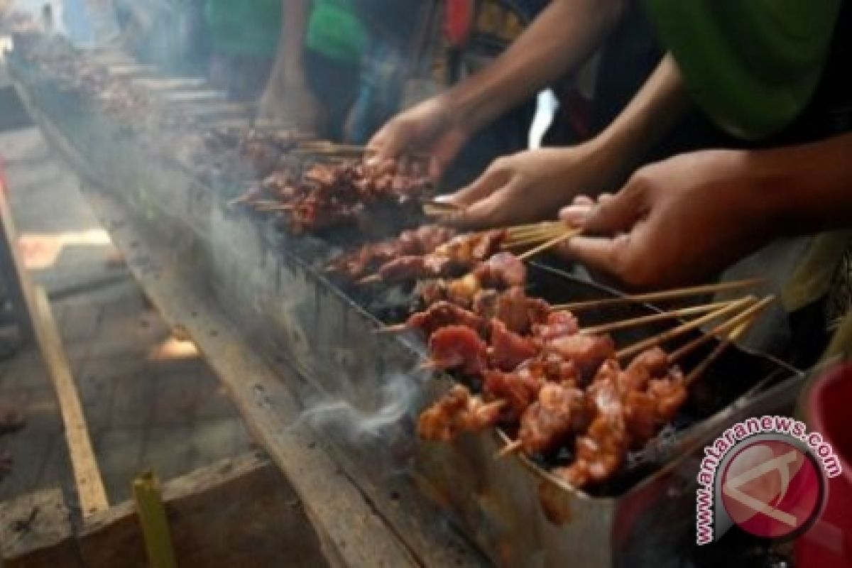 Sate jadi buruan utama menu Tahun Baru di Pangkalpinang