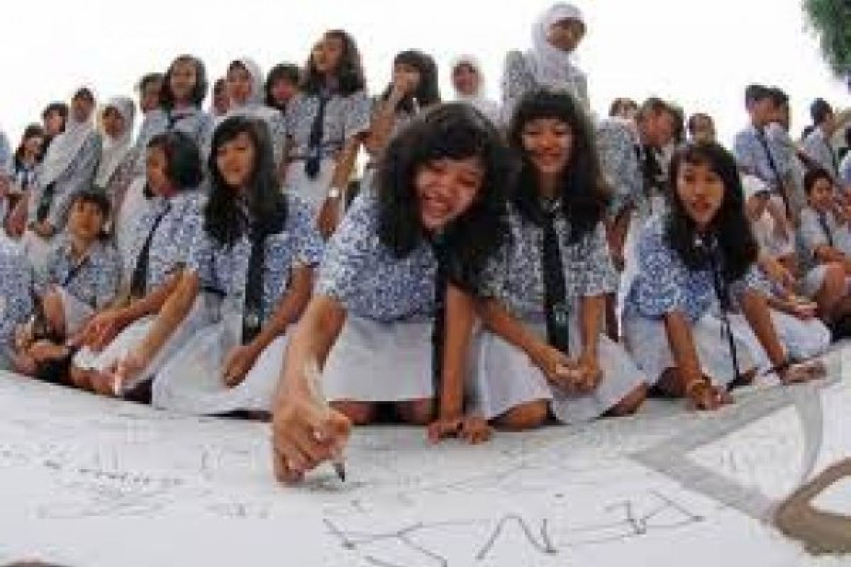 Siswa Peringati Hari Anti Korupsi dengan Lomba Orasi
