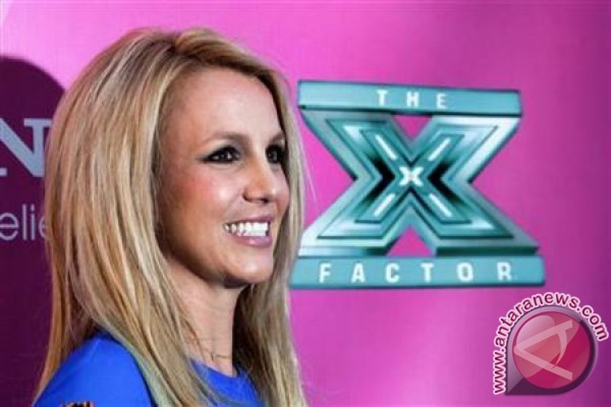 Britney Spears tinggalkan "The X Factor" 