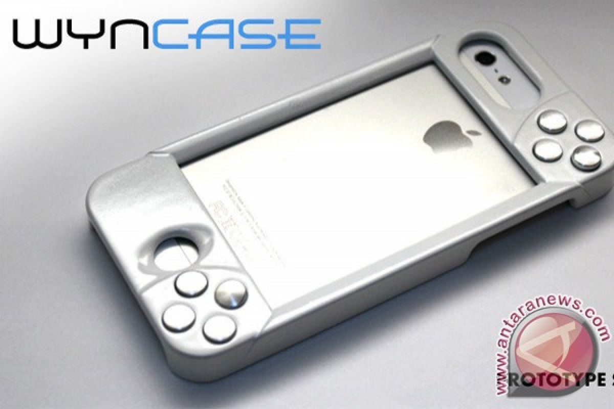 Mainkan game iPhone dengan kontrol WynCASE