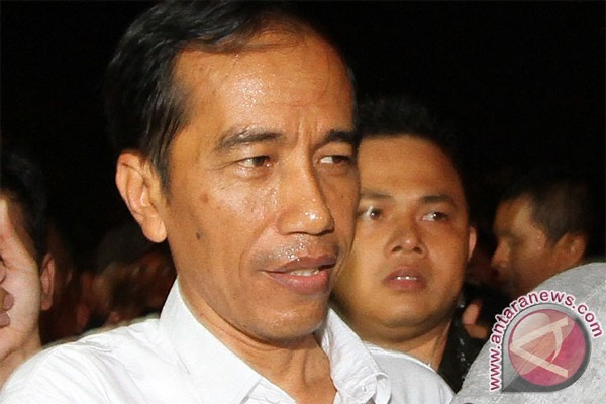 Jokowi : keruk sungai setelah lewat musim hujan 