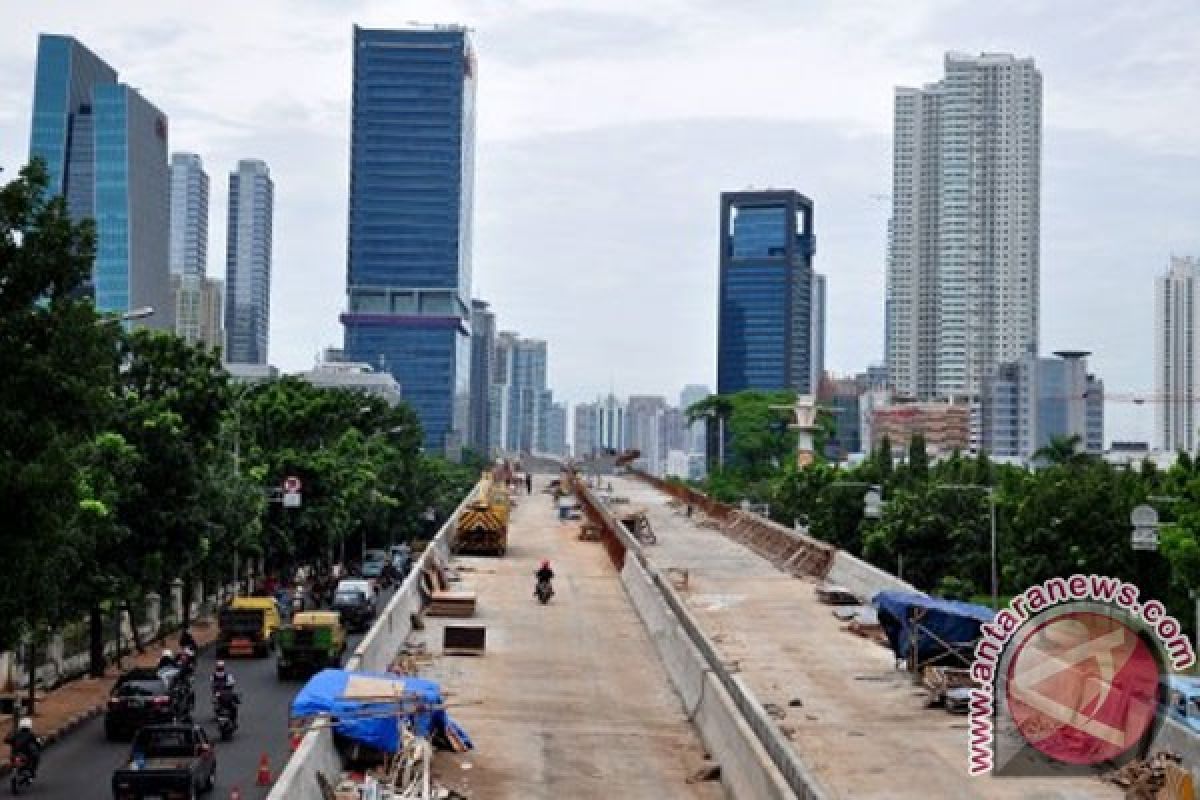 Lack of long term funds causes slowdown in infrastructure development