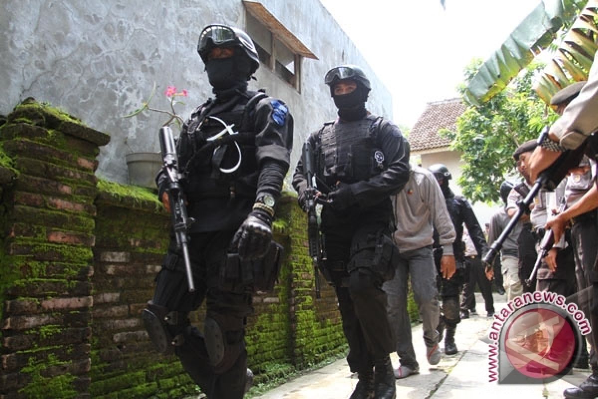 Teroris Incar 50 Wihara Di Jakarta