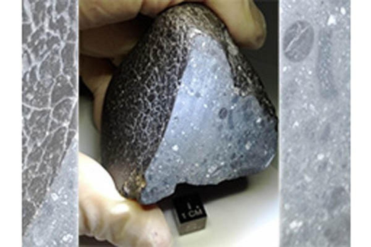 Peneliti temukan kandungan air di meteorit Mars