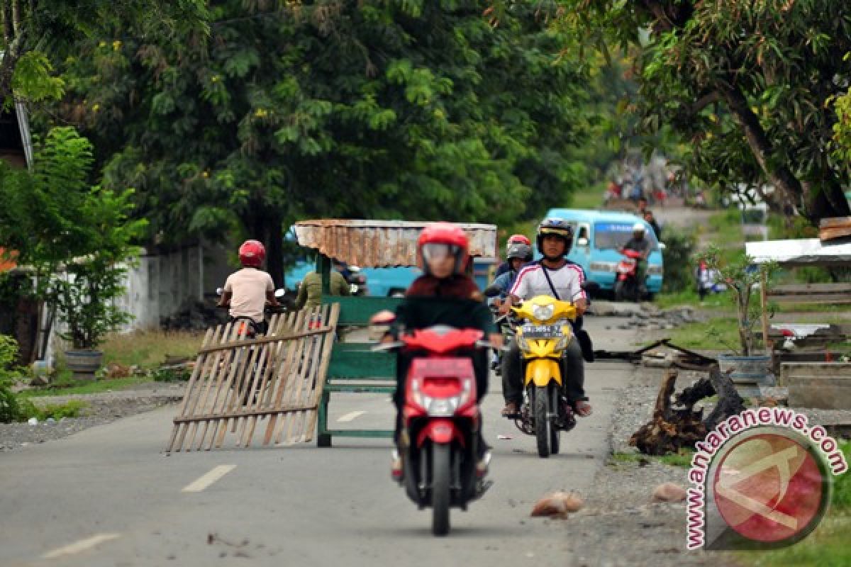 Jalan Bangko-Kerinci kembali dibuka setelah sempat diblokir