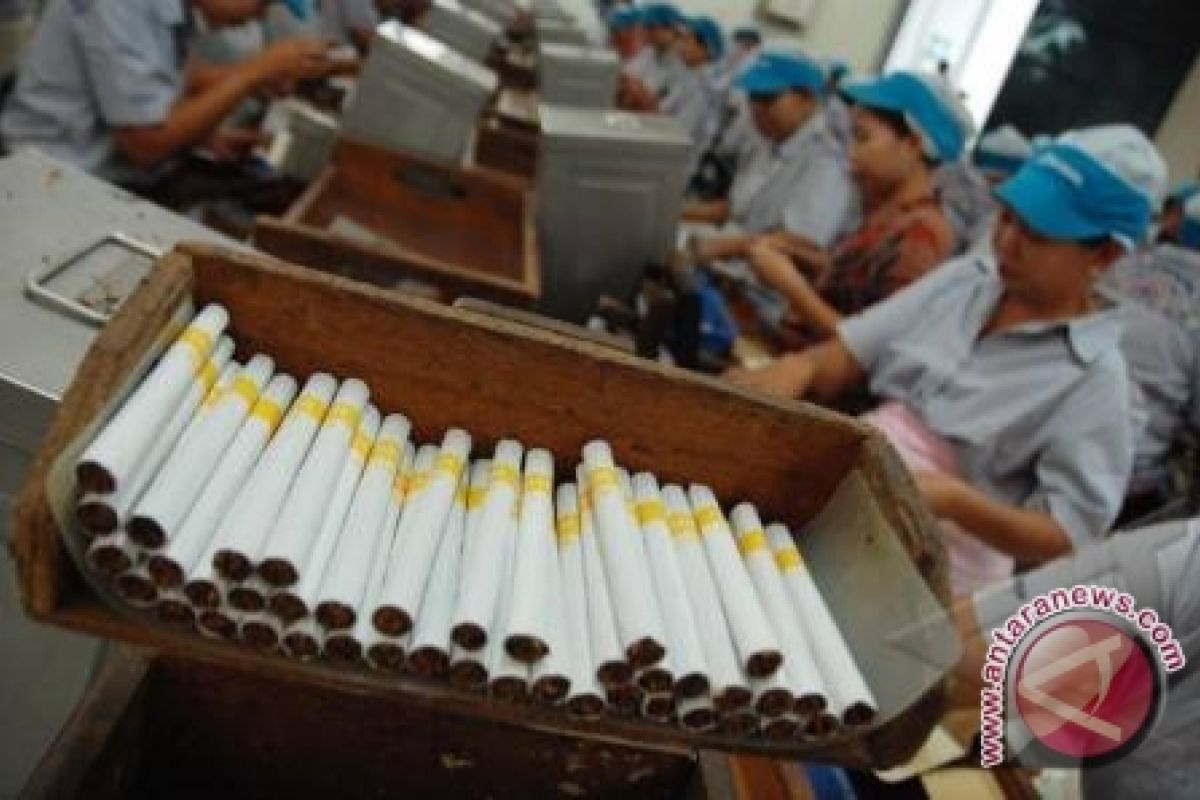 Sulitnya mengatur tembakau di Indonesia