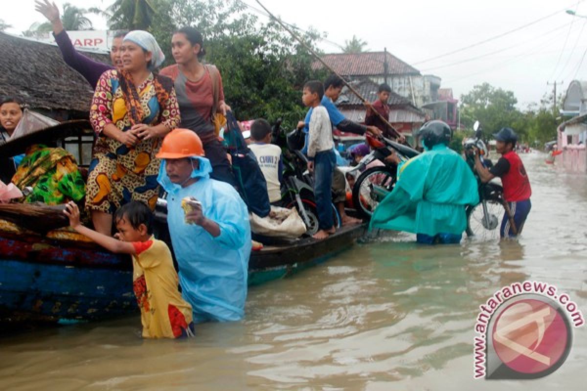 Permukiman warga Rangkasbitung terjebak banjir