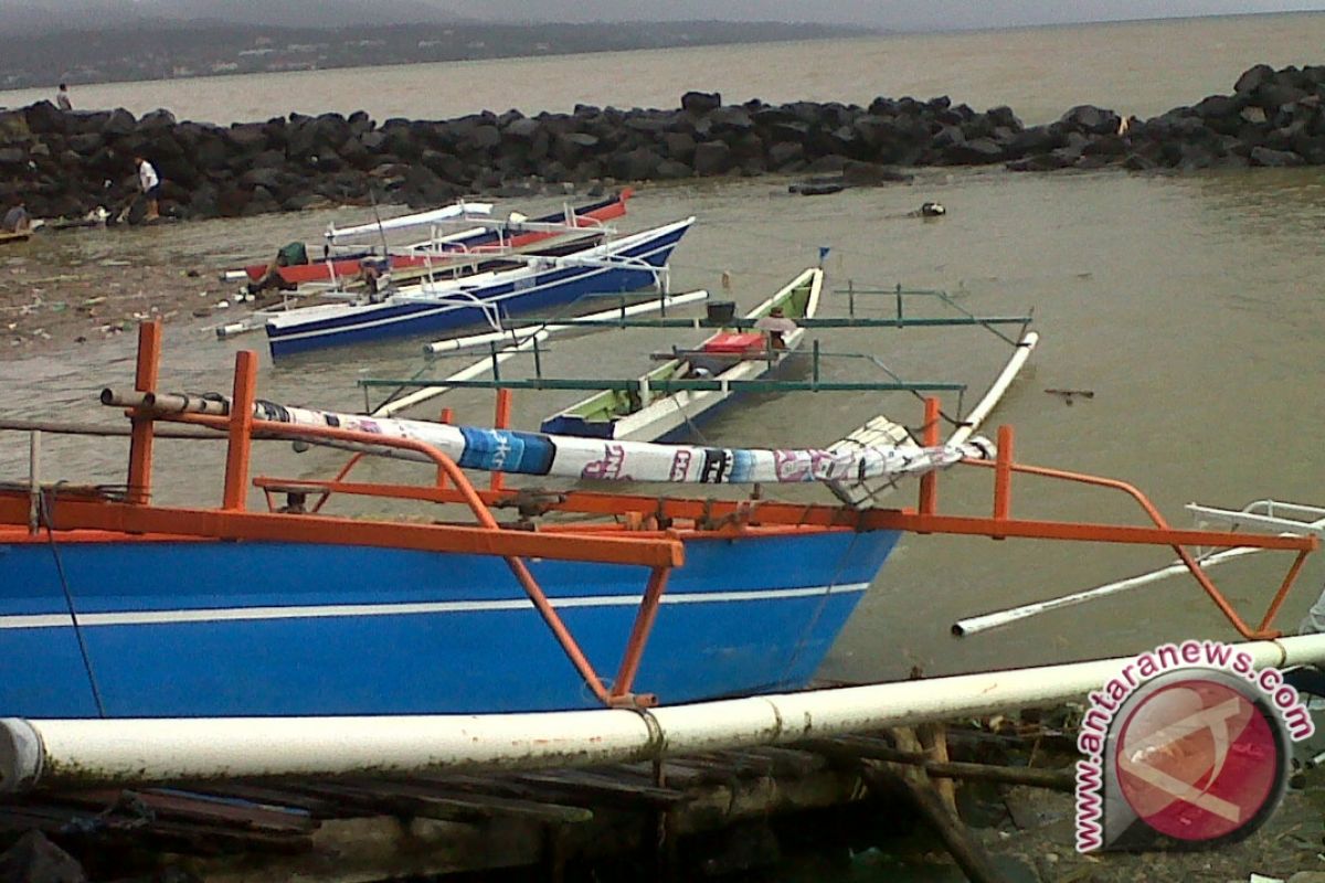 Nelayan Minahasa Tenggara Merugi Akibat Cuaca Buruk