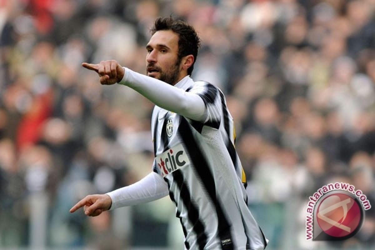 Vucinic berikan kemenangan bagi Juventus atas Milan 