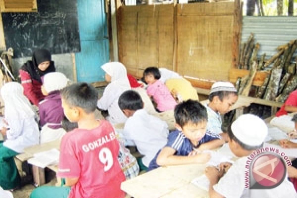 Lembaga Swasta Diharapkan Ikut Majukan Pendidikan Kalbar