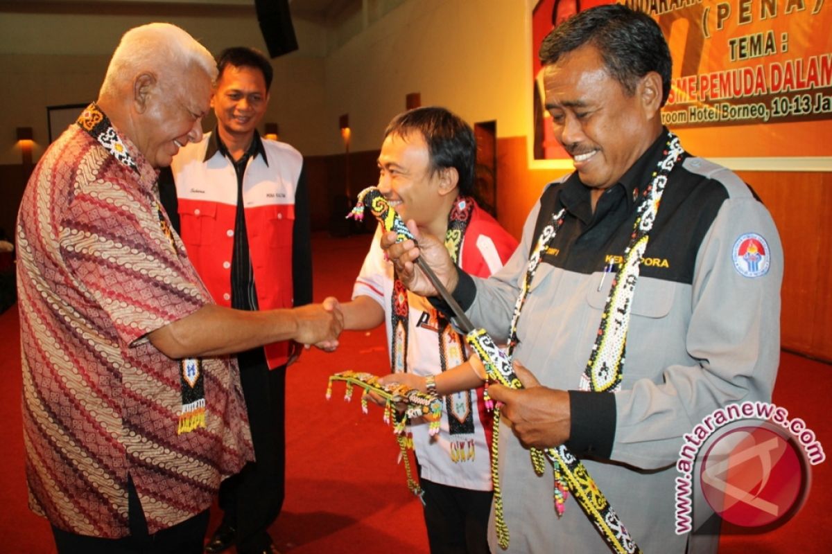 Gubernur: Pemuda Harus Berperan  dalam Pembangunan