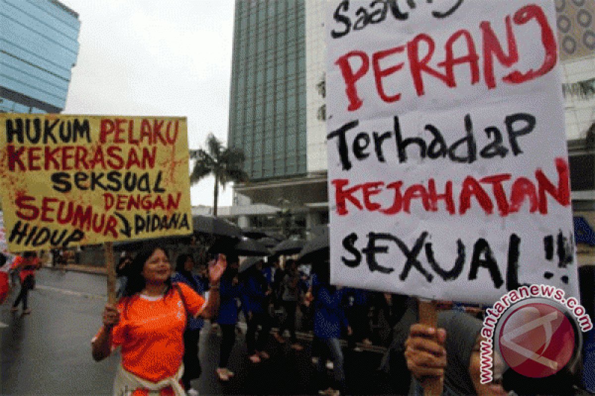 Pelaku kekerasan seksual harus dihukum berat