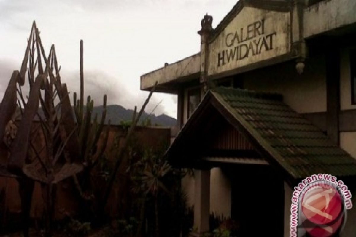 Duka merundung Museum widayat 