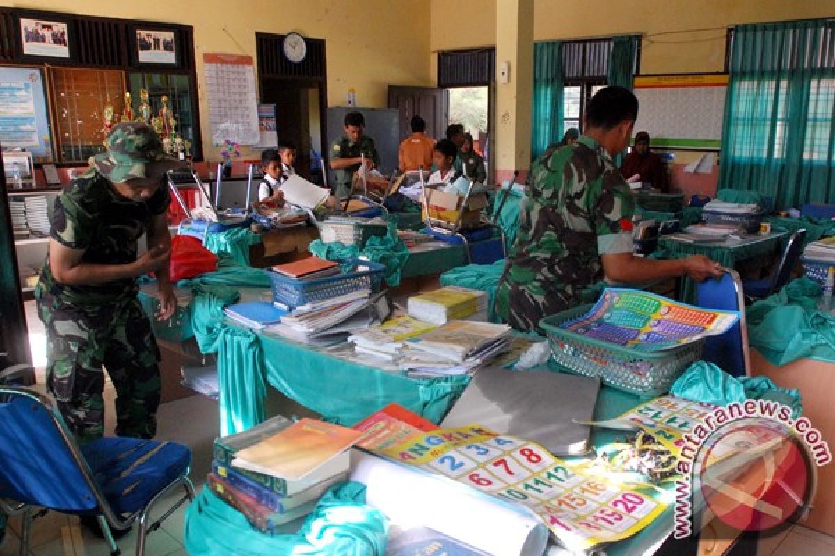 Sekolah terpencil di Nagan Raya-Aceh mendapat bantuan pengajar dari prajurit TNI
