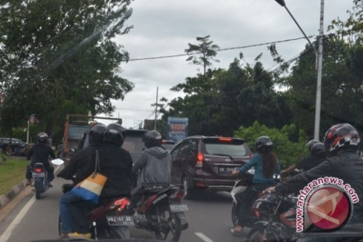 Jalan Utama Kota Pontianak Macet saat Pelantikan