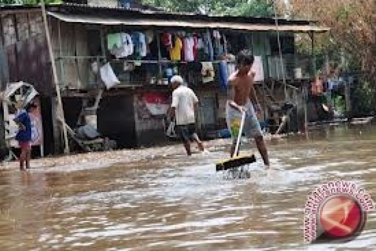 Relokasi warga bantaran sungai tunggu kajian geologi