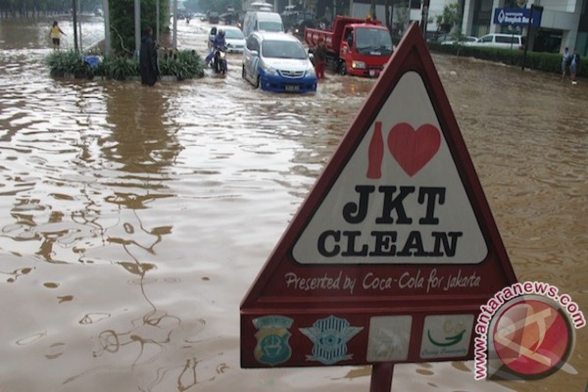 Death toll in Jakarta flood reaches 15 on saturday evening 