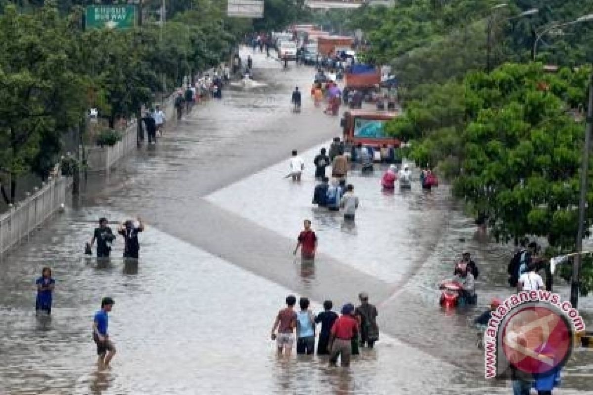 Pengamat: Jakarta harus punya tempat evakuasi