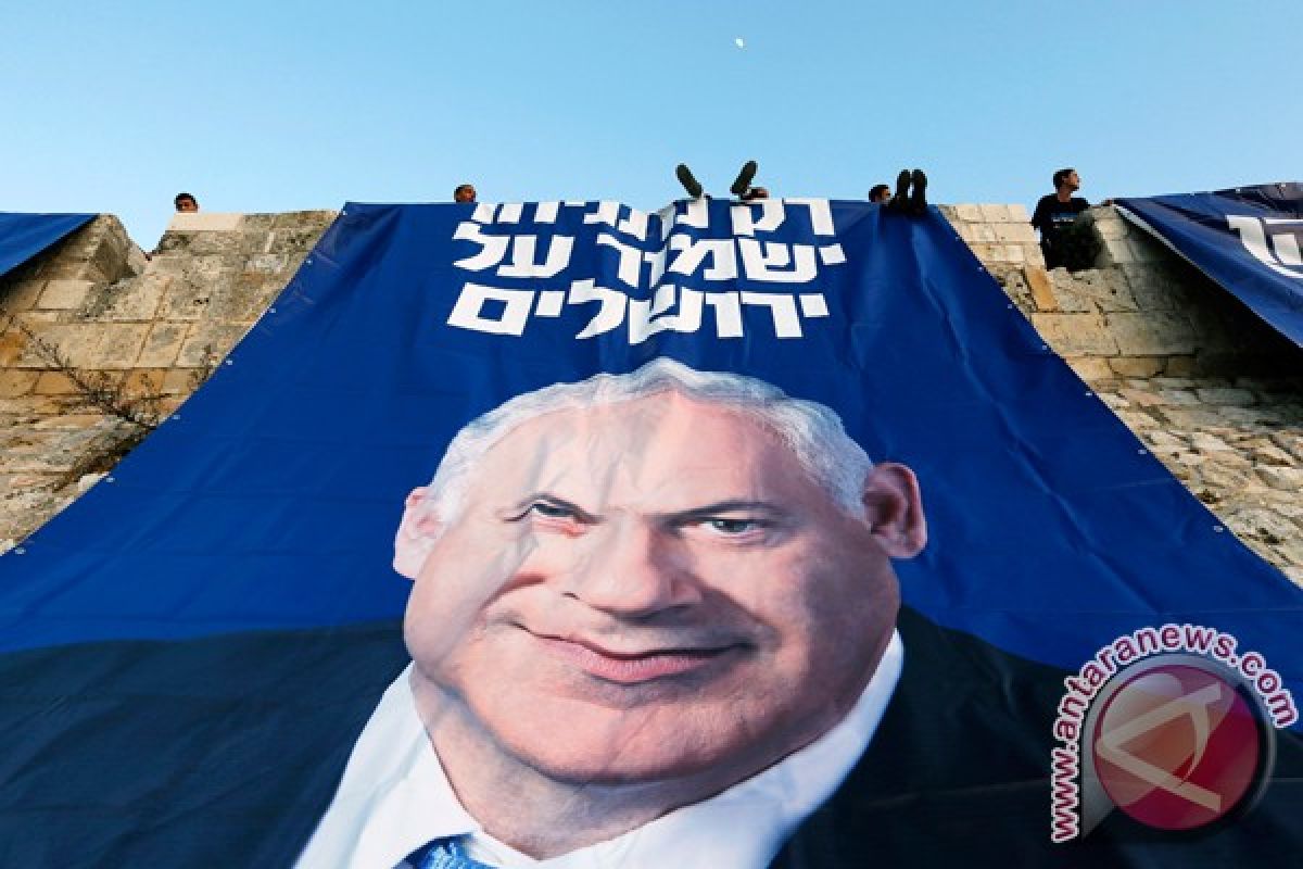 Rumahnya dikepung demonstran, Netanyahu "kabur seperti pengecut"