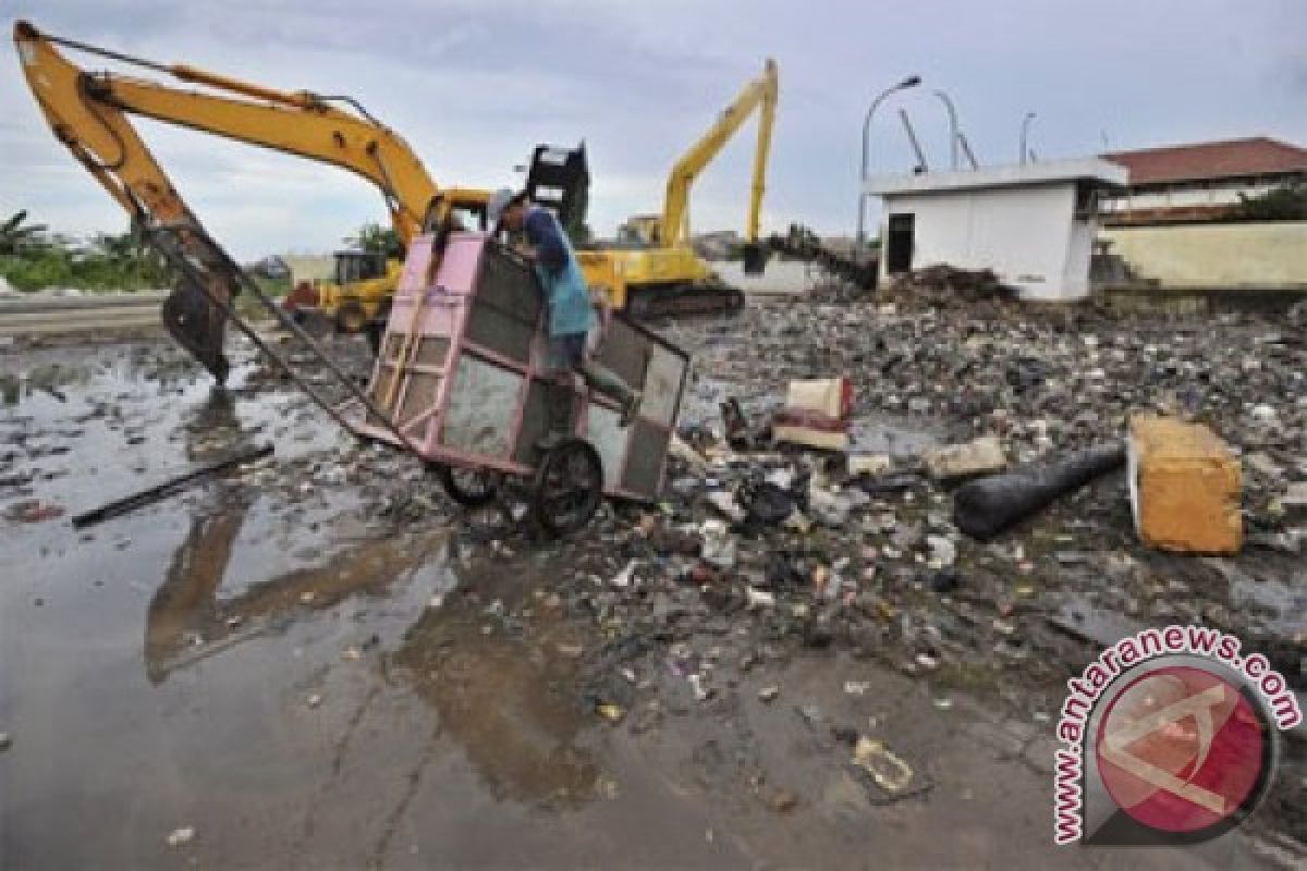 Sampah sisa banjir Jakarta capai 8.609 ton
