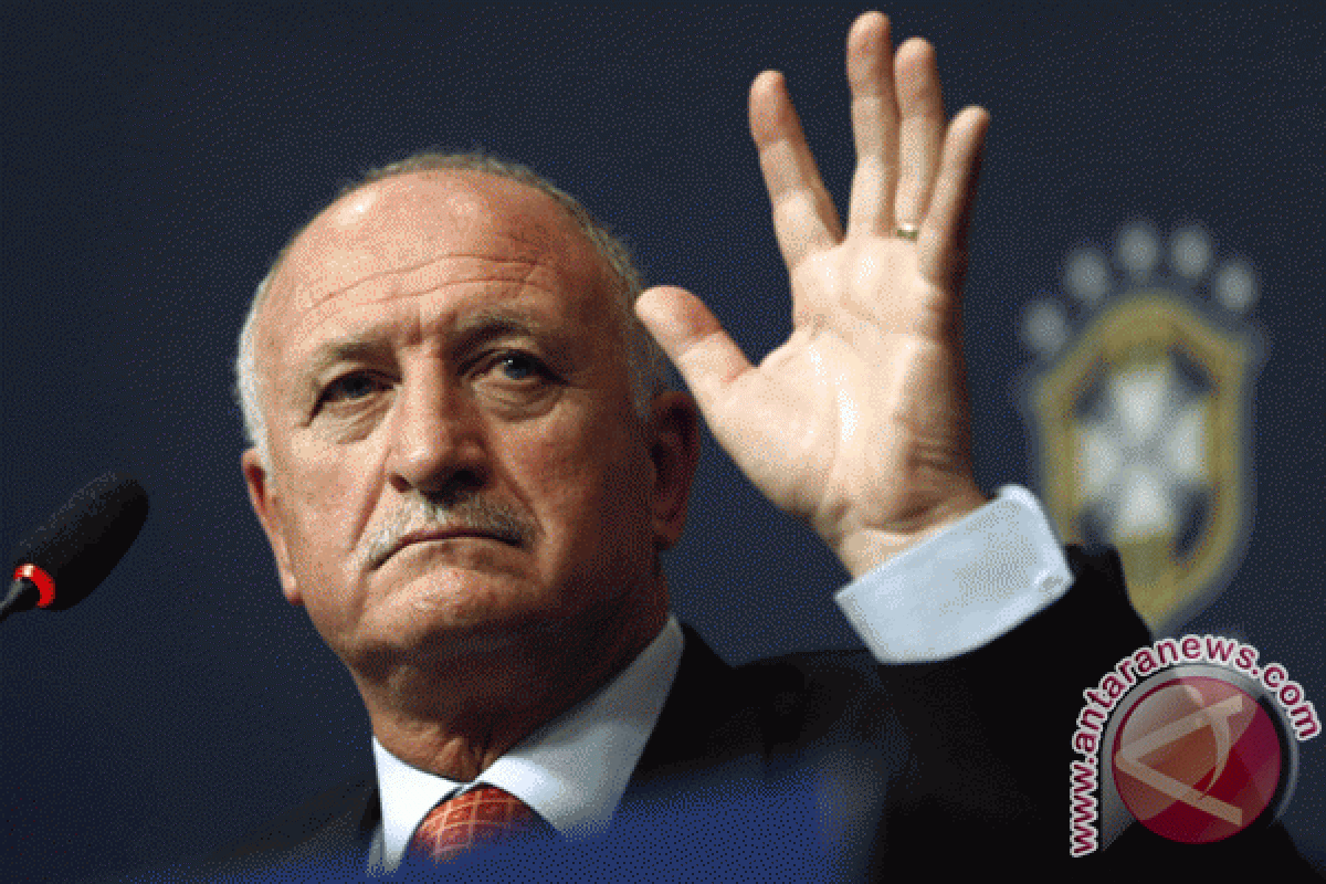 Scolari berminat gantikan Roy Hodgson