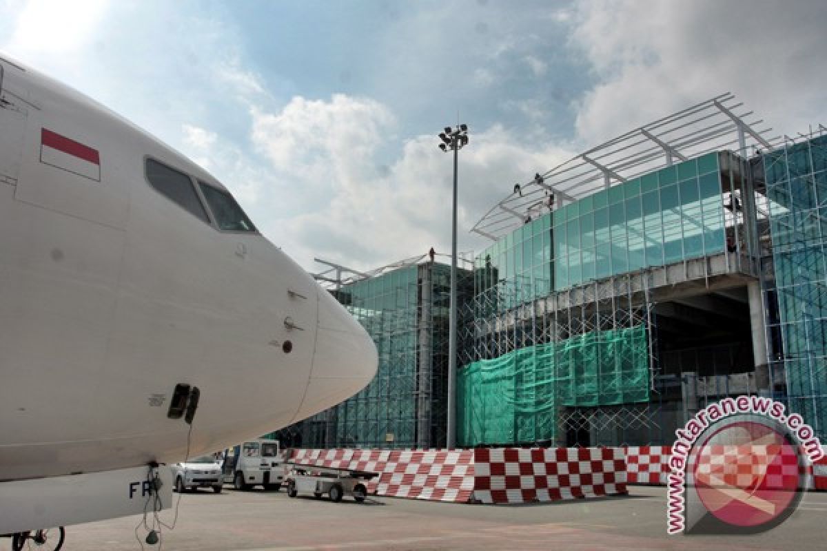 Six airports suffer losses