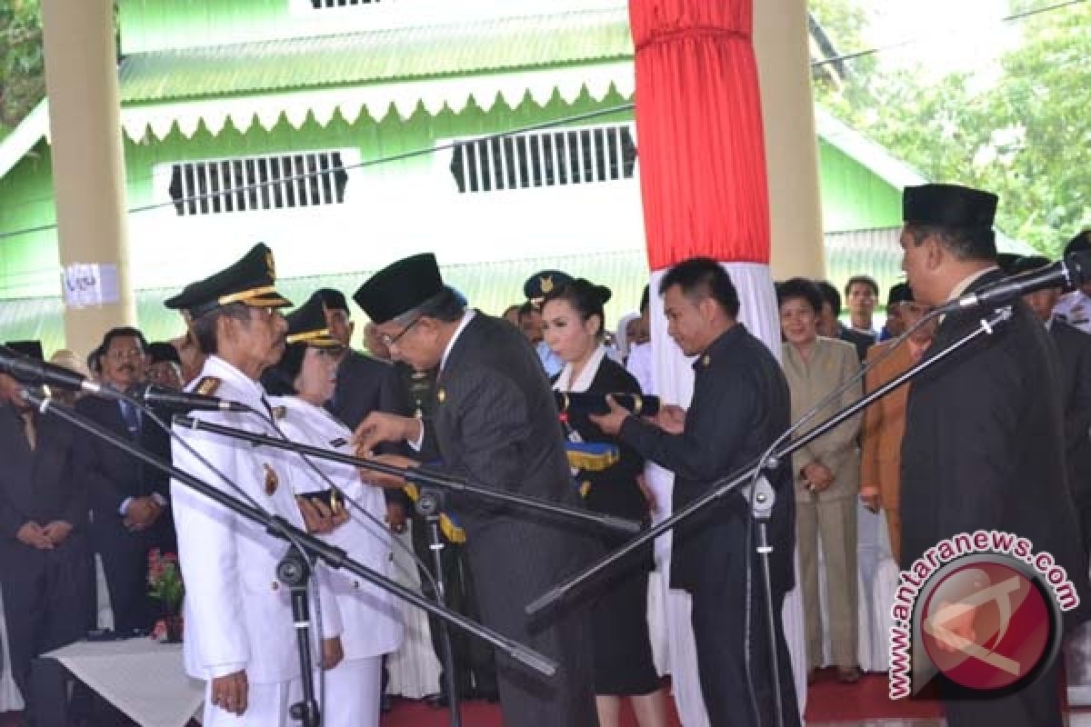 Gubernur Sultra Lantik Wali Kota Baubau