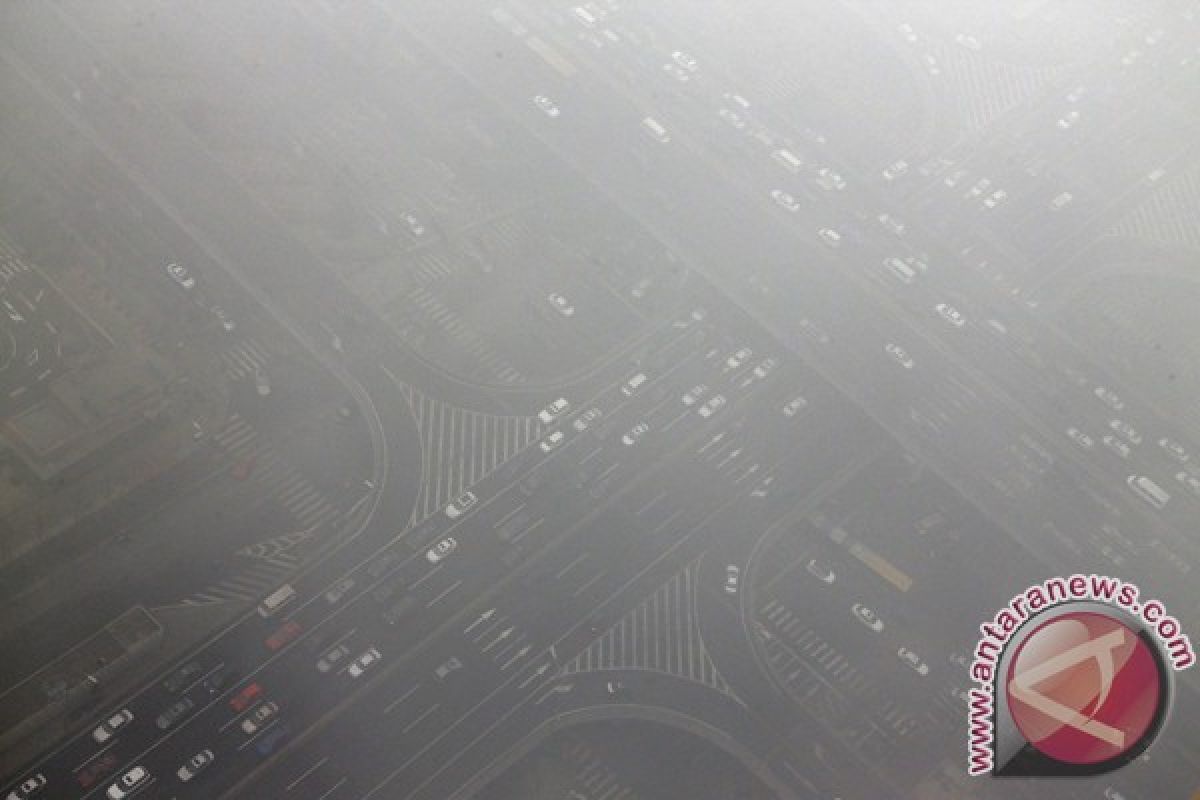 Kabut asap masih bertahan di Tiongkok