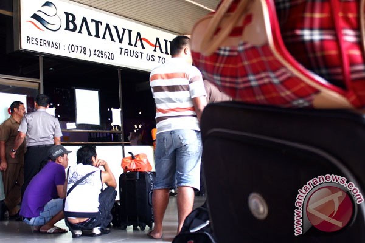 Penumpang Batavia Batam dialihkan ke Express Air 