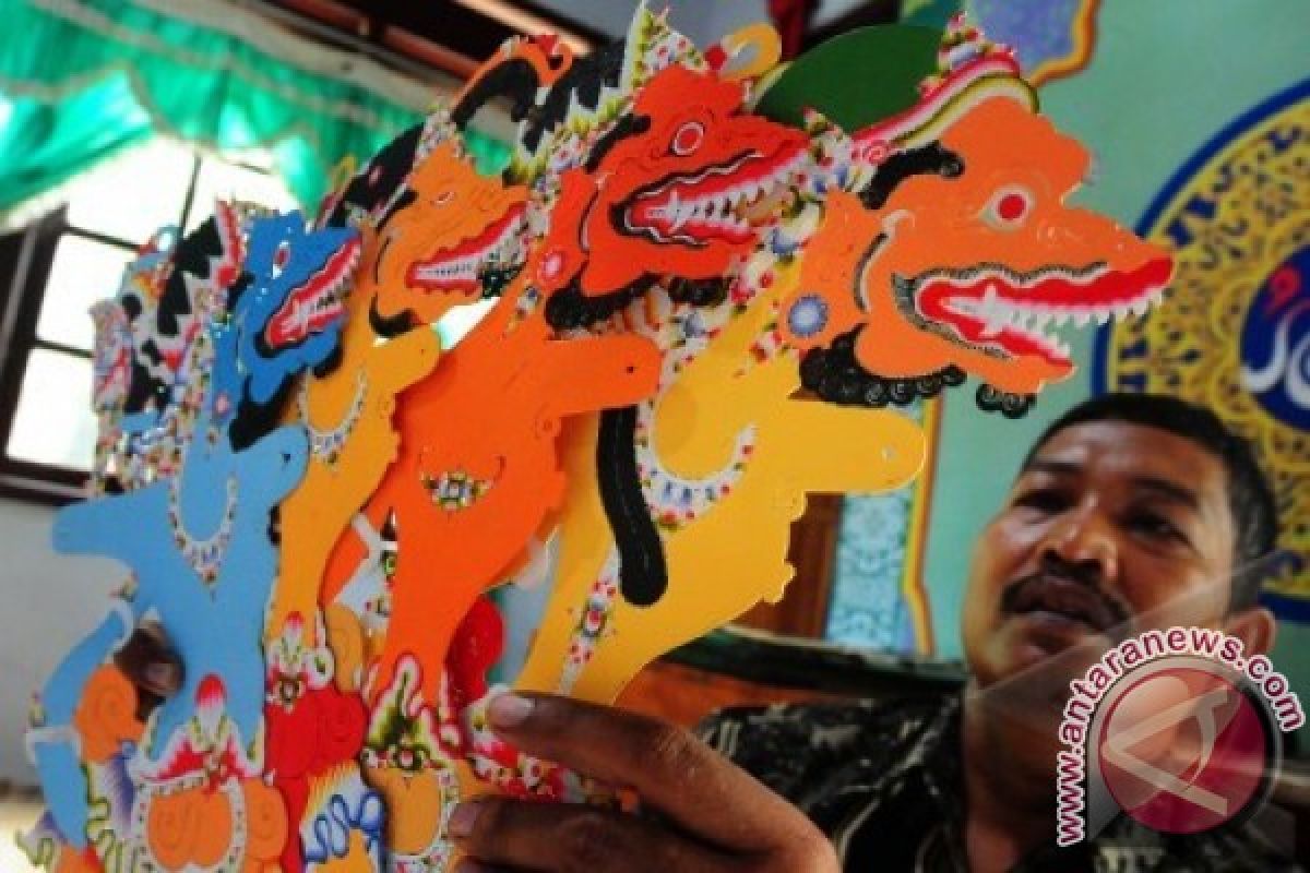 Wisata Wayang Kulit Antara News Kalimantan Barat 