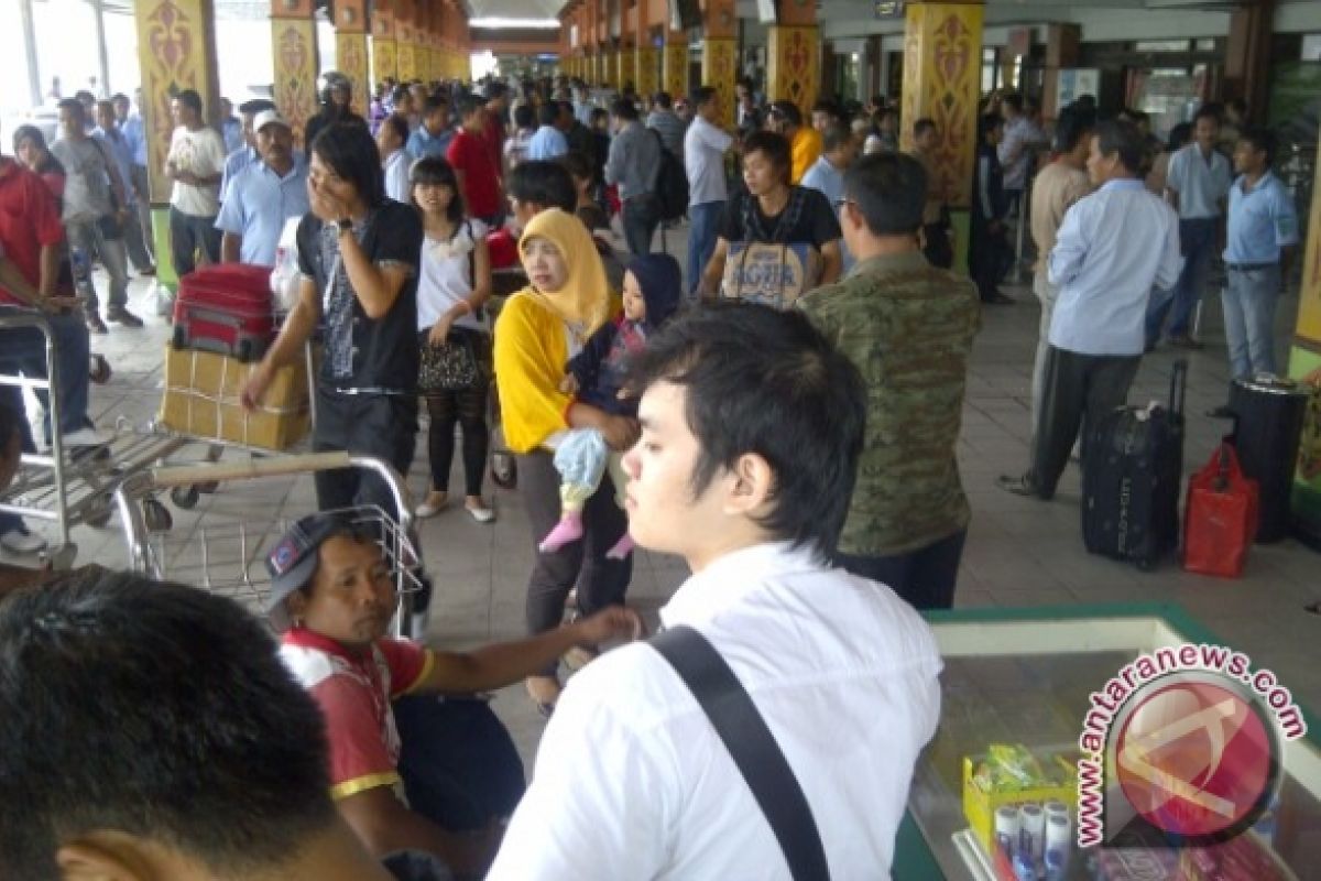 Bandara Supadio Buka Posko Natal Sistem Online 