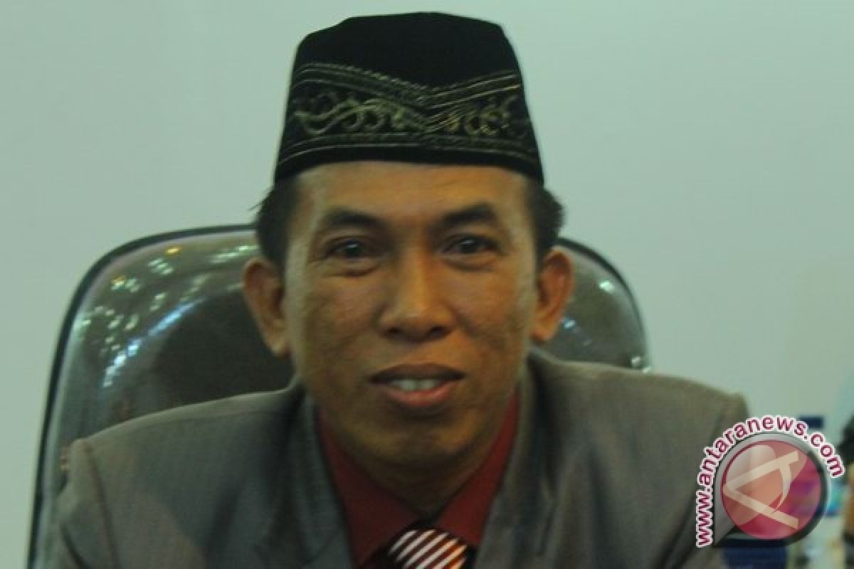  Pimpinan DPRD tersangka korupsi siap mundur