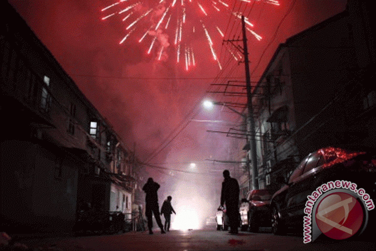 Di China petasan Tahun Baru halau kekuatan jahat