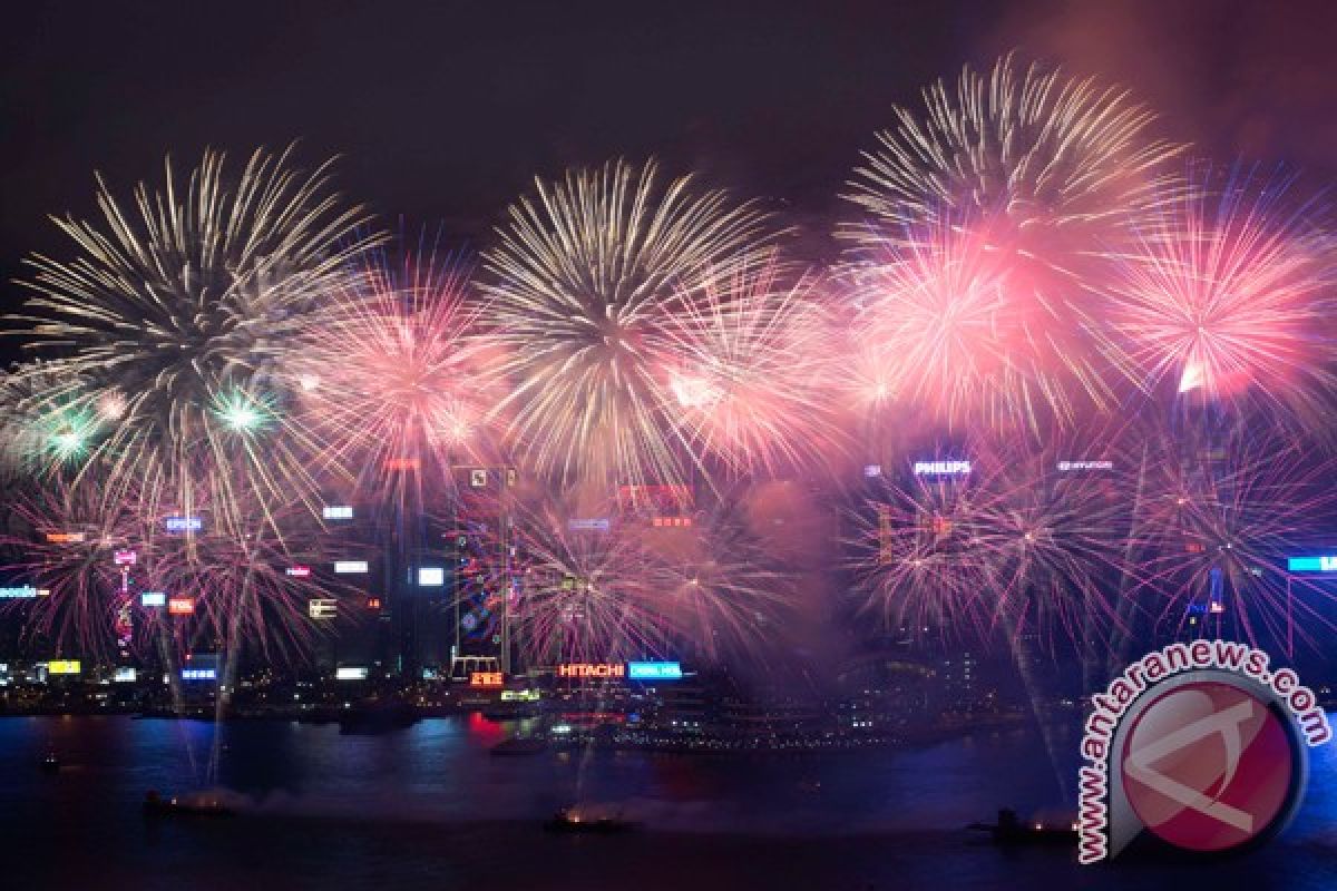Demi keamanan, pesta kembang api malam tahun baru Hong Kong dibatalkan