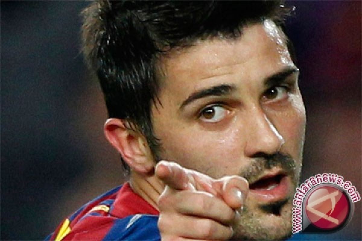 David Villa bergabung dengan Iniesta dan Podolski di Kobe