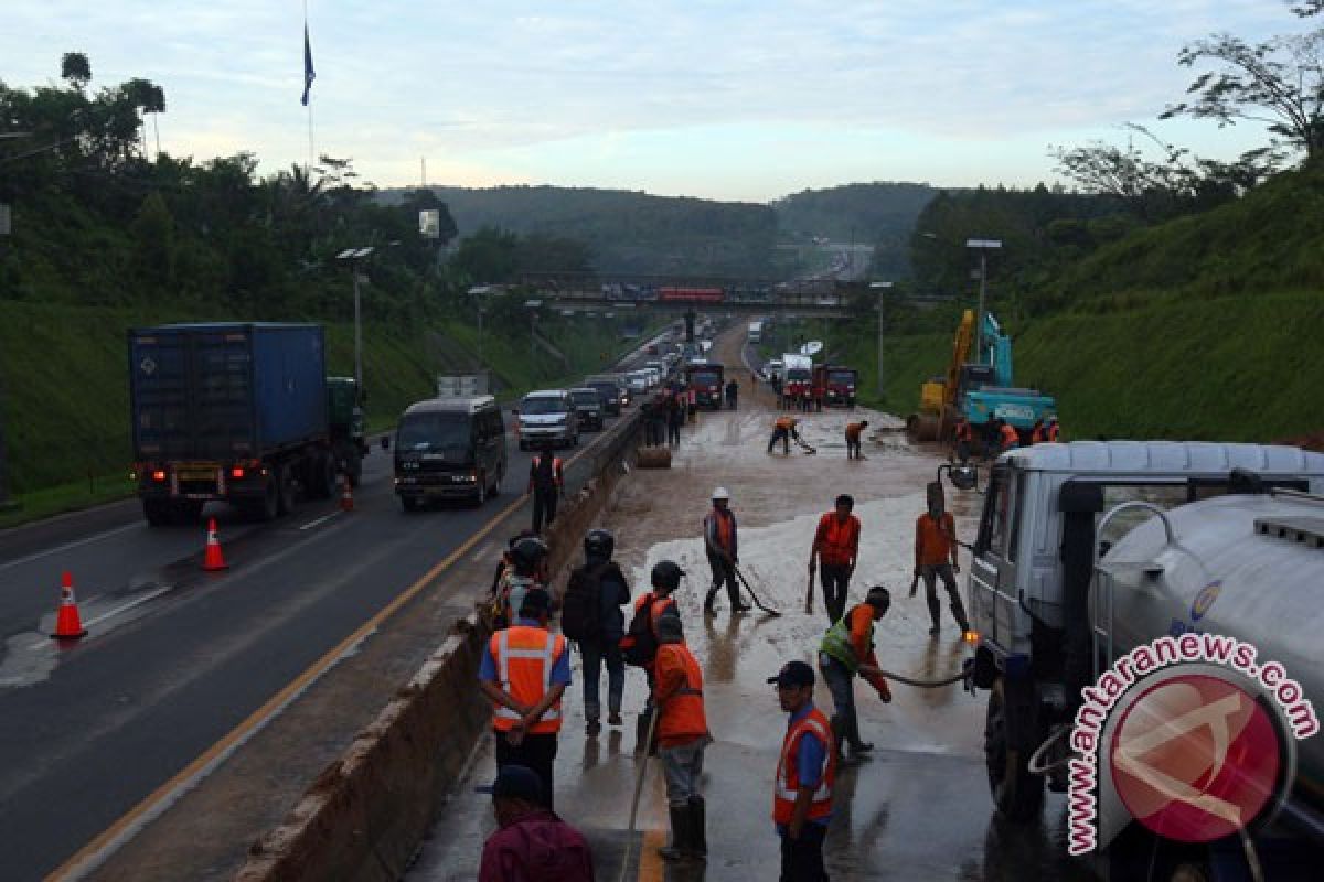 Tol Cipularang dibuka sejak pukul 10.00 WIB