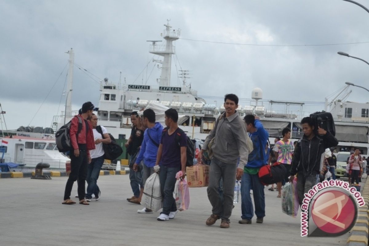 Konsulat Tawau Tagihkan Gaji TKI Rp856 Juta