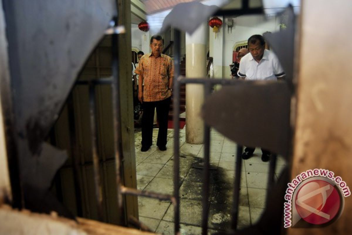 Tujuh saksi diperiksa terkait bom molotov Makassar