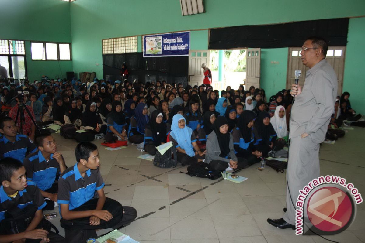 Pemkot Pontianak Janjikan Beasiswa Peserta UN Berprestasi