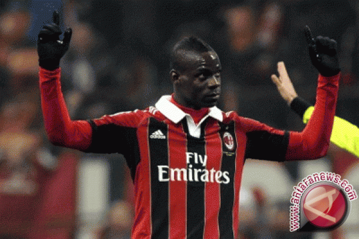  Rasisme membuat Balotelli marah