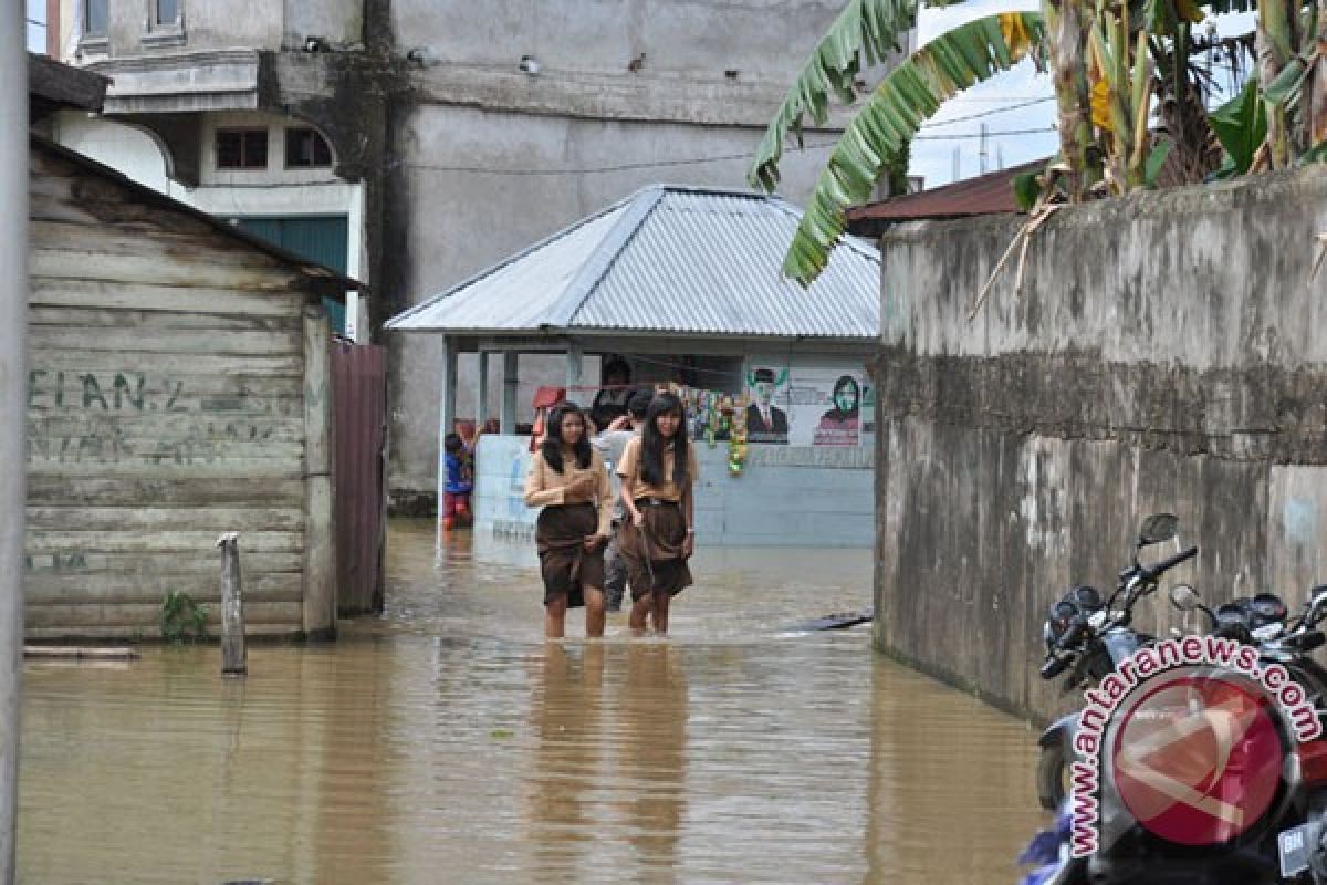 Banjir di Jambi masih berstatus siaga 4 
