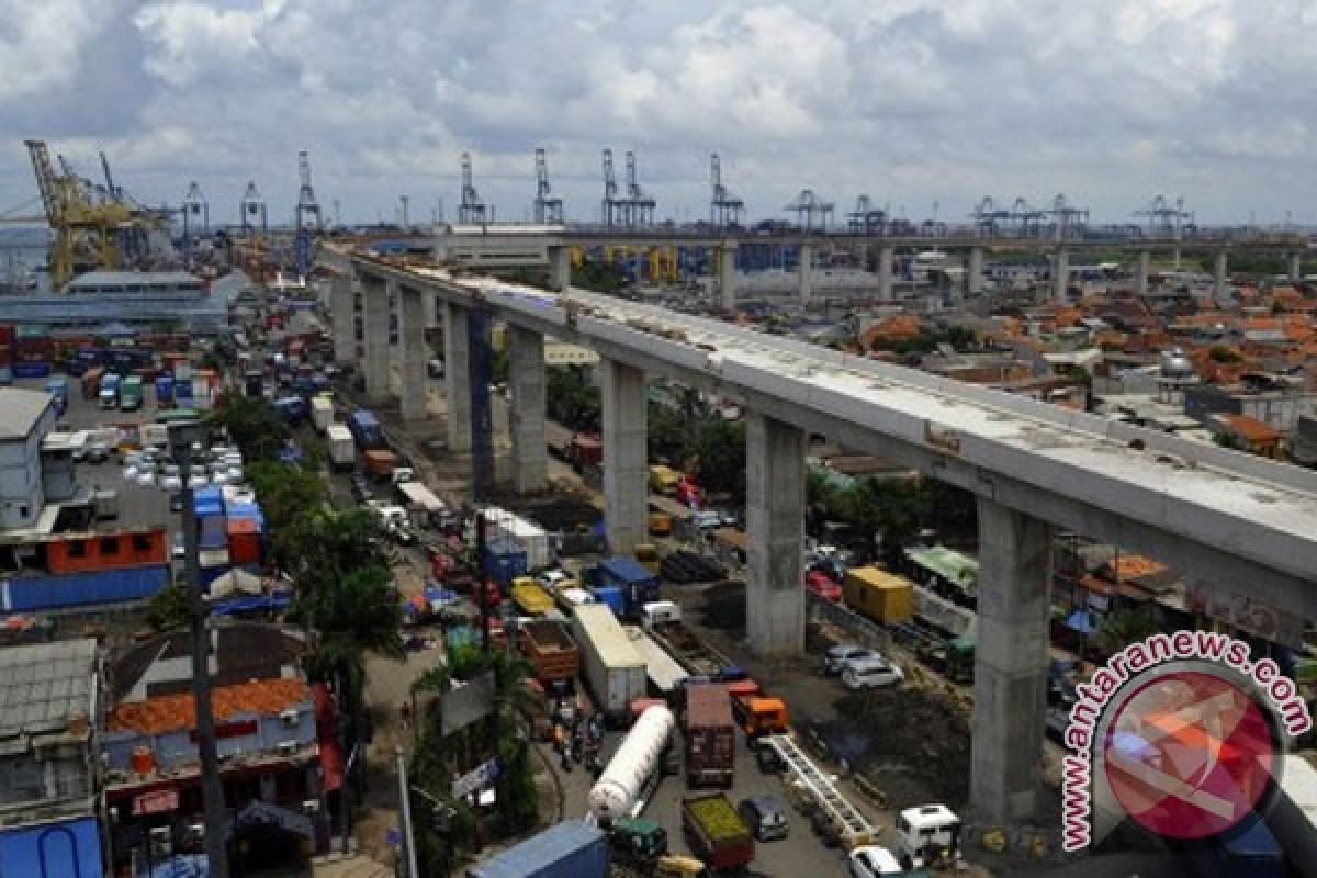 Hatta Rajasa akan gelar rapat terkait pemogokan Tanjung Priok