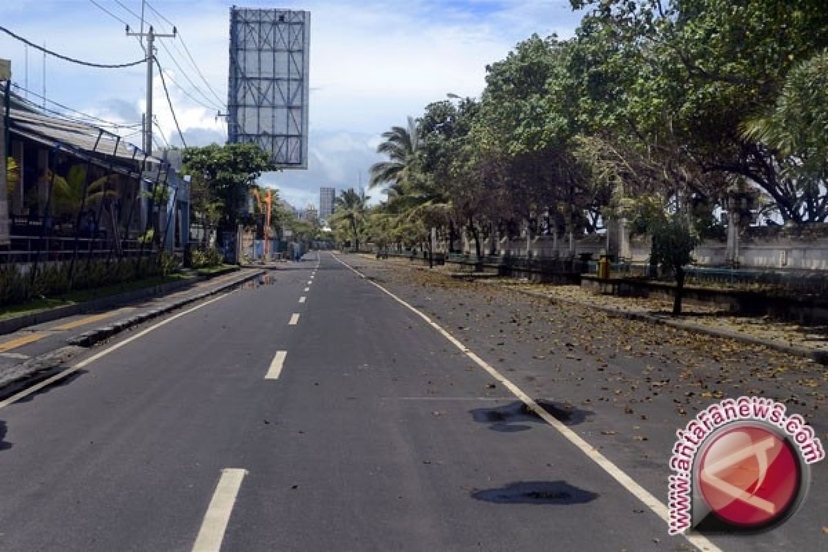 Gubernur Bali meminta penutupan sementara bandara