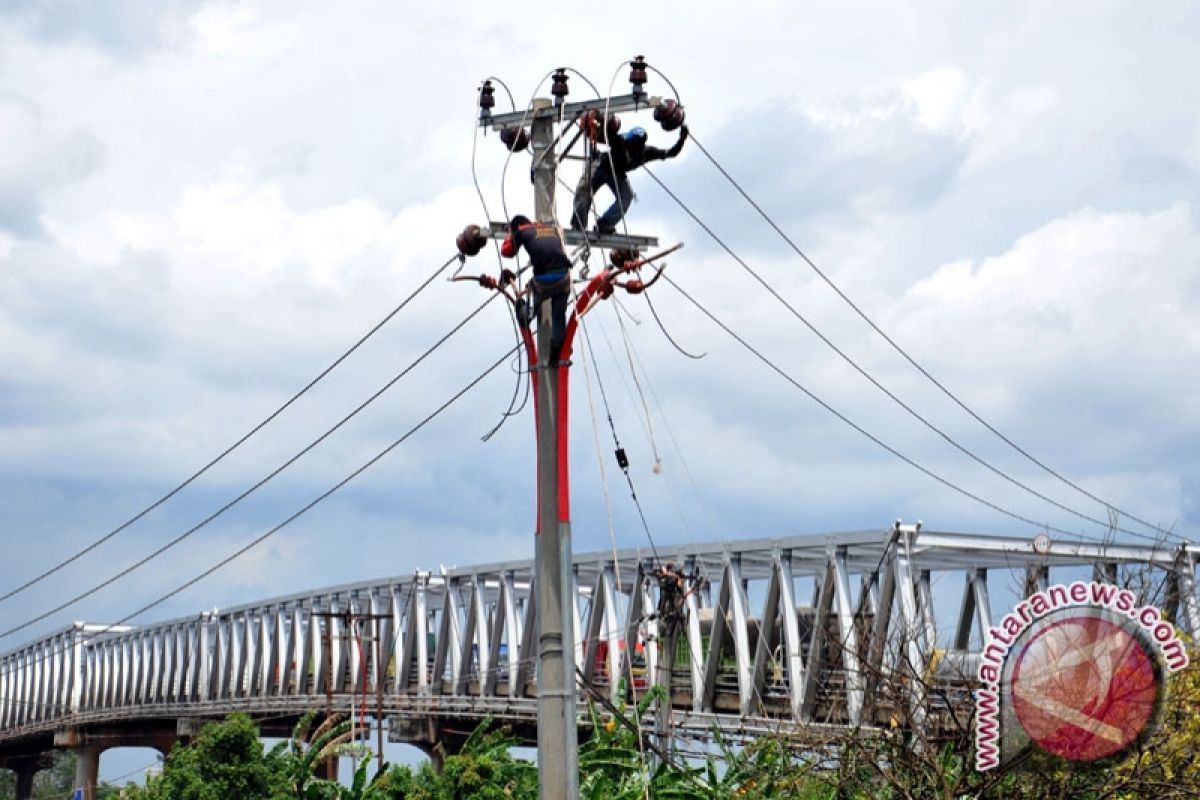 Kodam Sriwijaya kerja sama PLN amankan pembanguan menara