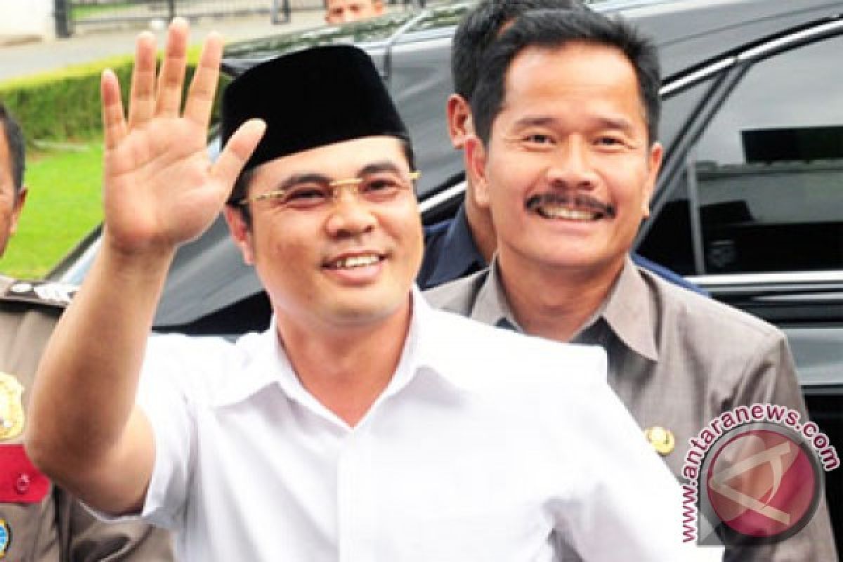 Aceng Fikri hadiri pelantikan Bupati Garut