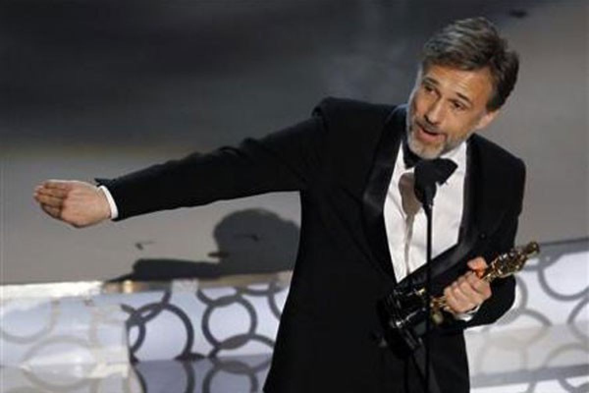 Christoph Waltz bawa pulang Oscar pertama 2013